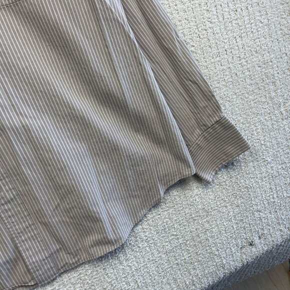 Tommy Hilfiger Stripped Shirt Men's Sz 17 Striped Crest Lion Down Casual Preppy - Picture 5 of 15